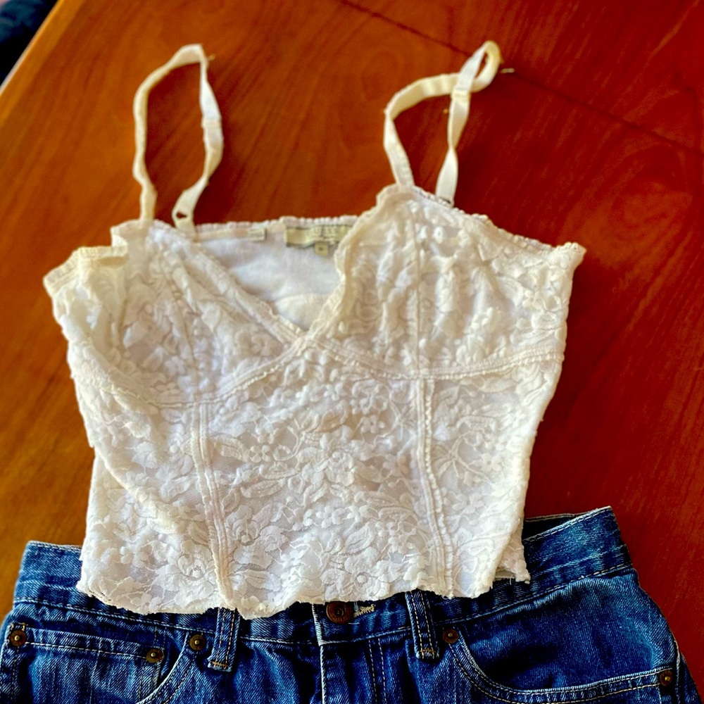 GUESS 🔻 bustier lacy white top GUC